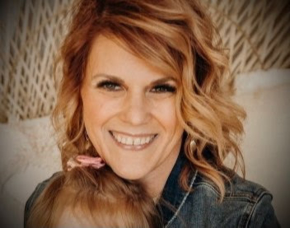 Meet your Posher, Amy - Picture 1 of 1